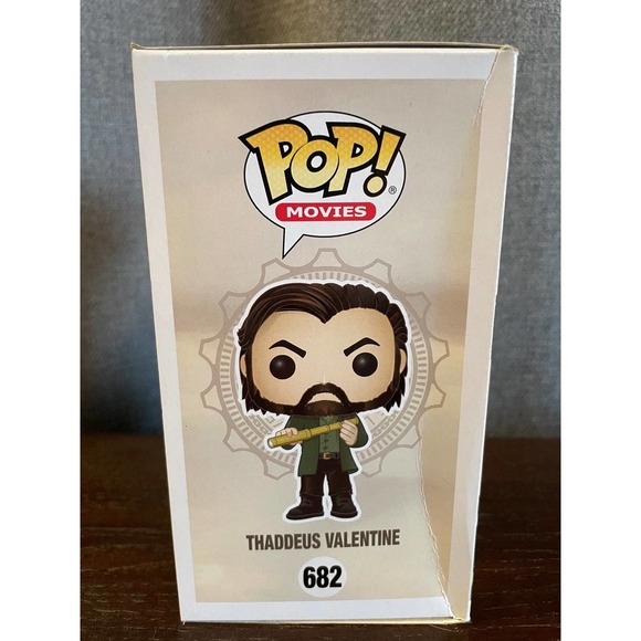 Thaddeus Valentine Mortal Engines 682 Funko Pop - Picture 4 of 6